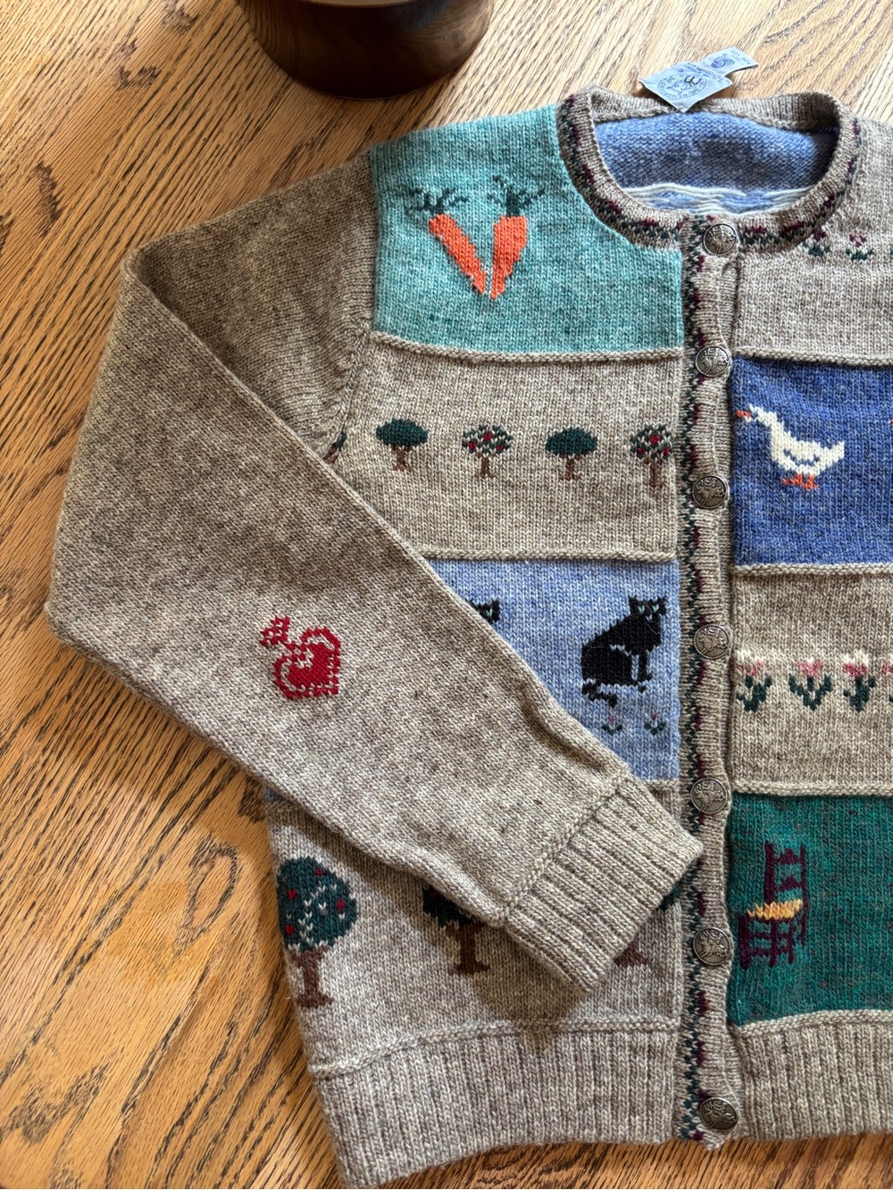Vintage 100% Wool cardigan women’s cardigan - Picture 2 of 11